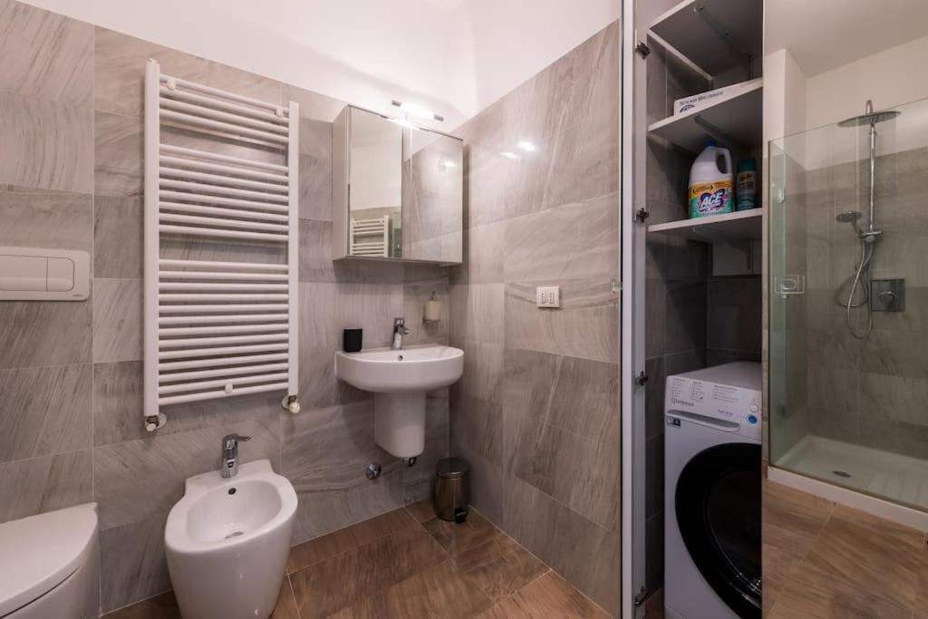 5 Stars Apart Sea View Genua Exterior foto