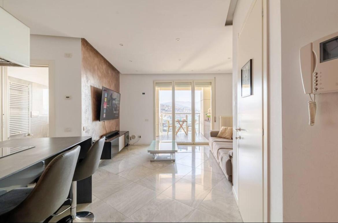 5 Stars Apart Sea View Genua Exterior foto